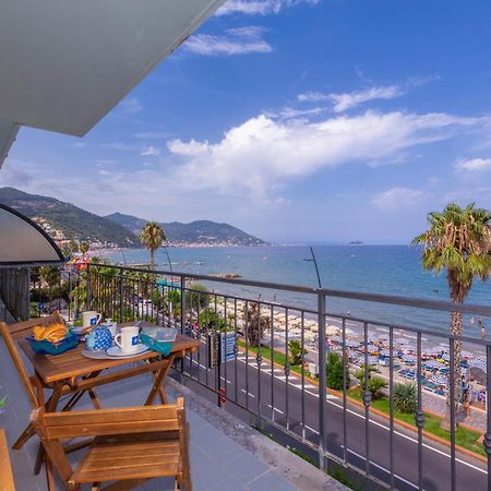Laigueglia Beach - Happy Rentals Exterior photo